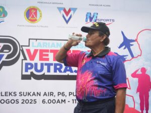 Pelancaran Air Botol Wira